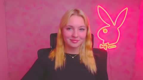 Melanie online show from October 10, 2025, 6:23 am