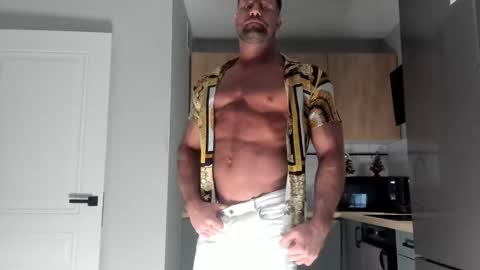 _miles19 online show from February 1, 2026, 10:08 pm