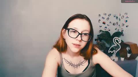 Snapshot of _miraterri_ chatting on November 18, 2025, 7:07 pm Mira online show from November 18, 2025, 7:07 pm