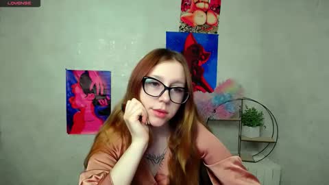 Snapshot of _miraterri_ chatting on December 1, 2025, 7:35 am Mira online show from December 1, 2025, 7:35 am