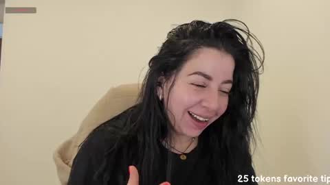 _miss_coco_ online show from January 24, 2025, 6:04 pm