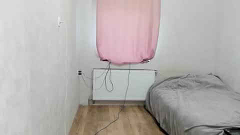 Snapshot of _miss_nikki_ chatting on October 15, 2025, 9:42 am Nikalina online show from October 15, 2025, 9:42 am