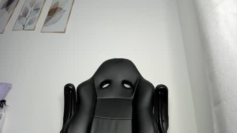 Snapshot of _molly_rosse_ chatting on July 13, 2026, 12:08 pm _molly_rosse_ online show from July 13, 2026, 12:08 pm