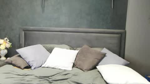 Snapshot of _monica__bellucci_ chatting on September 25, 2025, 12:09 pm Alice online show from September 25, 2025, 12:09 pm