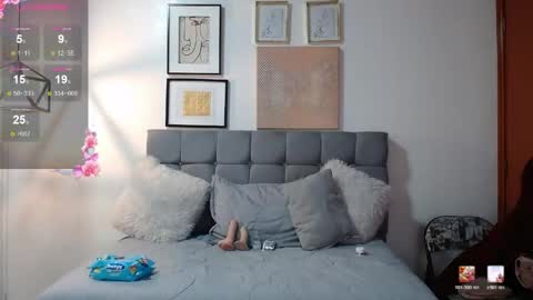 _naomi_s online show from May 18, 2026, 1:28 pm