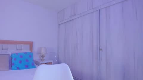  Natasha online show from November 22, 2025, 11:42 am