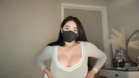 Snapshot of _natycutei19 chatting on May 9, 2026, 5:18 pm naty19 online show from May 9, 2026, 5:18 pm