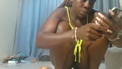 _naughty_alexah online show from April 19, 2026, 1:32 pm