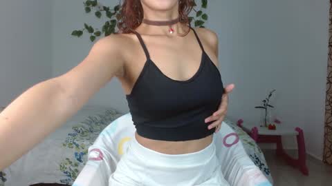 _nayade_ online show from December 31, 2024, 1:15 am