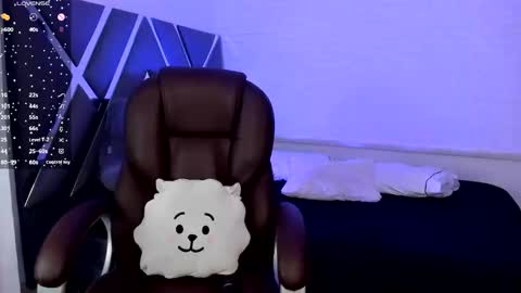 Niah  You can call me Ni or cutie haha online show from February 27, 2025, 9:36 pm