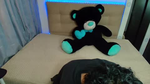 Nicolas online show from December 26, 2024, 12:46 am