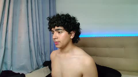 Nicolas online show from December 26, 2024, 3:49 am