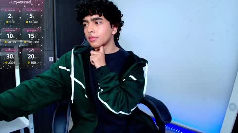 Nicolas online show from January 25, 2025, 9:25 pm