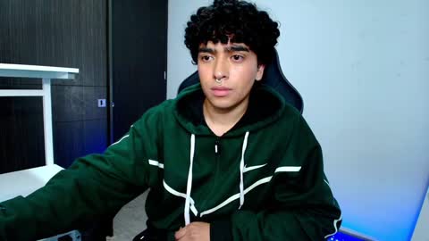 Nicolas online show from January 26, 2025, 12:58 am