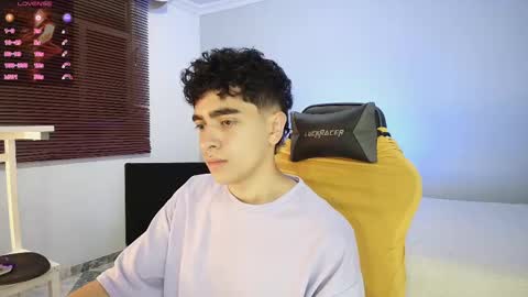 Nicolas online show from October 4, 2025, 2:42 am