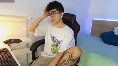 Nicolas online show from November 14, 2025, 4:55 am