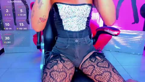 Snapshot of _nickyminach chatting on May 20, 2026, 7:31 pm Nicky Please help me with your thumbs up its importan online show from May 20, 2026, 7:31 pm