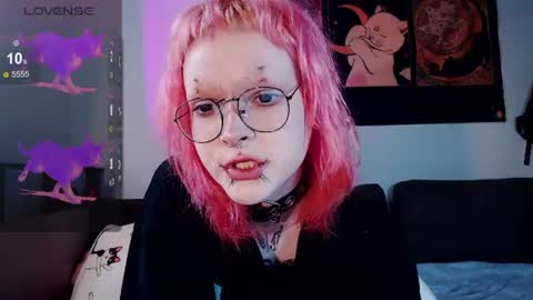 Snapshot of _nicole_meow_ chatting on June 13, 2026, 3:15 am Nicole online show from June 13, 2026, 3:15 am