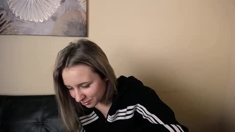 Nica online show from January 7, 2026, 3:58 pm