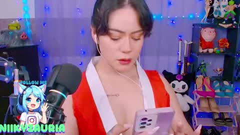 niiky online show from February 4, 2026, 11:49 am