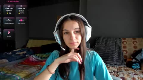 Snapshot of _nika_kik chatting on January 19, 2026, 11:14 am Nika online show from January 19, 2026, 11:14 am