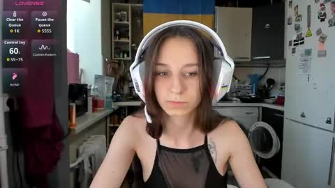 Snapshot of _nika_kik chatting on June 8, 2026, 3:01 pm Nika online show from June 8, 2026, 3:01 pm