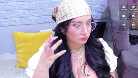   online show from October 27, 2025, 12:20 pm