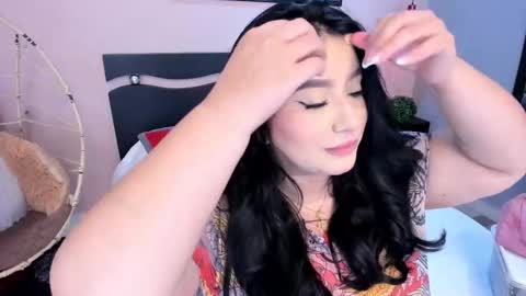   online show from November 12, 2025, 12:05 pm