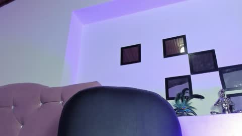 Snapshot of _noa_smith_ chatting on November 20, 2025, 10:15 am Noa Smith online show from November 20, 2025, 10:15 am