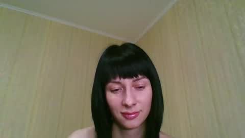  Number 1  online show from December 13, 2025, 8:14 pm