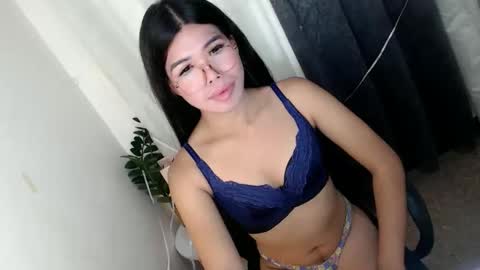 Snapshot of _odette22 chatting on June 1, 2026, 5:42 am _odette22 online show from June 1, 2026, 5:42 am