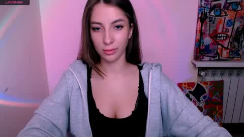 Snapshot of _oliviax_ chatting on May 15, 2026, 11:23 pm Olivia online show from May 15, 2026, 11:23 pm
