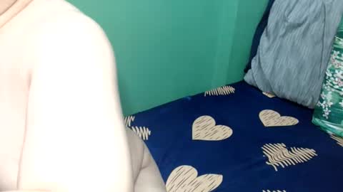 Snapshot of _pinayglamourbum_143xxx_ chatting on June 25, 2026, 8:19 am Pinaylovelybum online show from June 25, 2026, 8:19 am