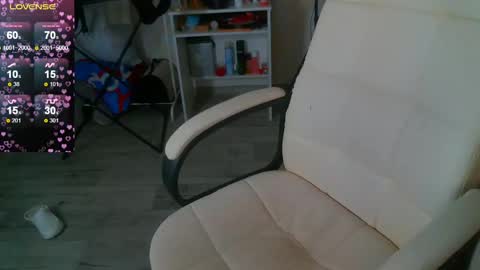 Ilona online show from February 17, 2025, 11:34 am