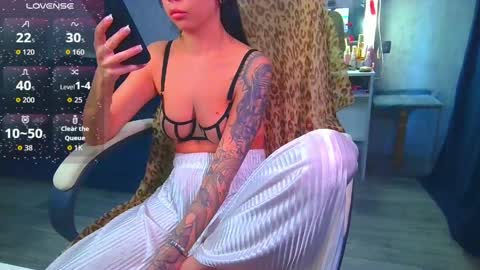 Ilona online show from May 21, 2026, 7:26 am