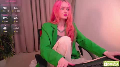 Snapshot of _pink_wassabi_ chatting on May 13, 2026, 6:22 am Maisie online show from May 13, 2026, 6:22 am