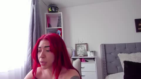 Snapshot of _poison_ivyyy chatting on October 17, 2025, 12:08 pm V online show from October 17, 2025, 12:08 pm