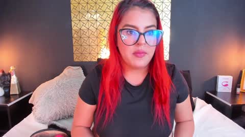 Snapshot of _poison_sweet chatting on December 20, 2024, 10:11 pm Laura online show from December 20, 2024, 10:11 pm