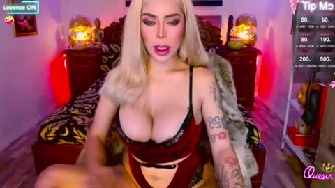 Snapshot of _queengoddess_ chatting on July 6, 2026, 5:04 am Hi my name is selinaim glad to meet everyone here online show from July 6, 2026, 5:04 am