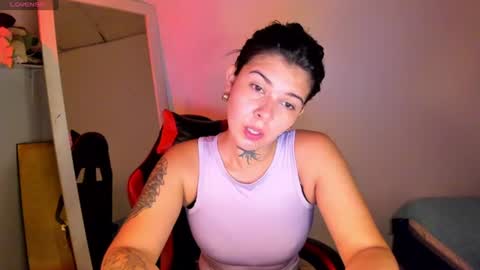 Stefany online show from July 27, 2026, 4:14 pm