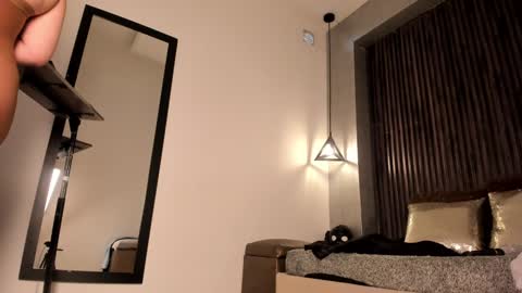 Snapshot of _rebecca1 chatting on February 8, 2025, 6:44 pm rebecca online show from February 8, 2025, 6:44 pm