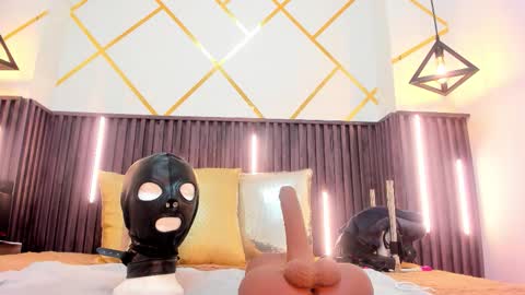 Snapshot of _rebecca1 chatting on November 8, 2025, 2:50 pm rebecca online show from November 8, 2025, 2:50 pm