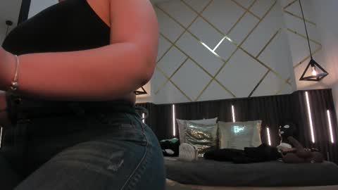 Snapshot of _rebecca1 chatting on December 5, 2025, 2:03 pm rebecca online show from December 5, 2025, 2:03 pm