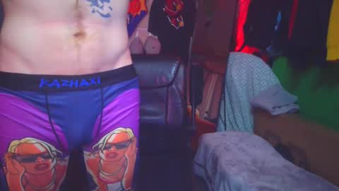 Snapshot of _redxxx chatting on January 5, 2025, 8:22 am REDxxx online show from January 5, 2025, 8:22 am