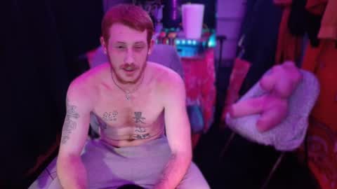 Snapshot of _redxxx chatting on February 8, 2025, 6:43 am REDxxx online show from February 8, 2025, 6:43 am