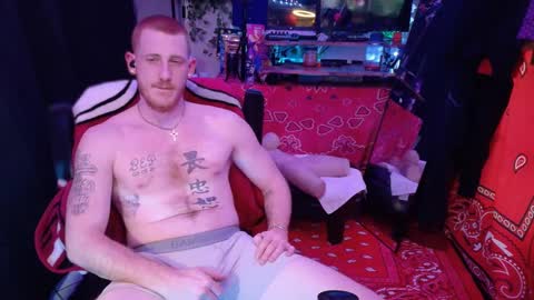 Snapshot of _redxxx chatting on February 17, 2025, 8:15 pm REDxxx online show from February 17, 2025, 8:15 pm