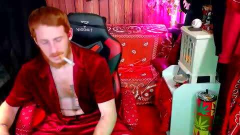 Snapshot of _redxxx chatting on January 6, 2026, 7:34 am REDxxx online show from January 6, 2026, 7:34 am