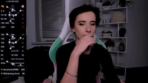 Rein online show from November 3, 2025, 8:54 pm