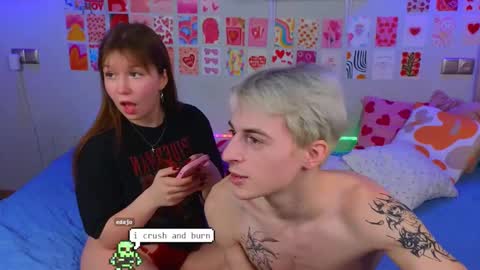 Snapshot of _reverse_gang_ chatting on February 22, 2025, 1:13 pm LISSAPVT IS OPEN online show from February 22, 2025, 1:13 pm