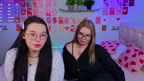 Snapshot of _reverse_gang_ chatting on February 28, 2025, 12:54 am LISSAPVT IS OPEN online show from February 28, 2025, 12:54 am